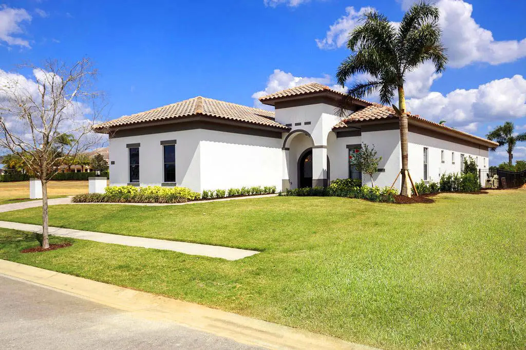 Reunion Resort luxury 4 bed villa rental Reunion Resort luxury 4 bed villa rental