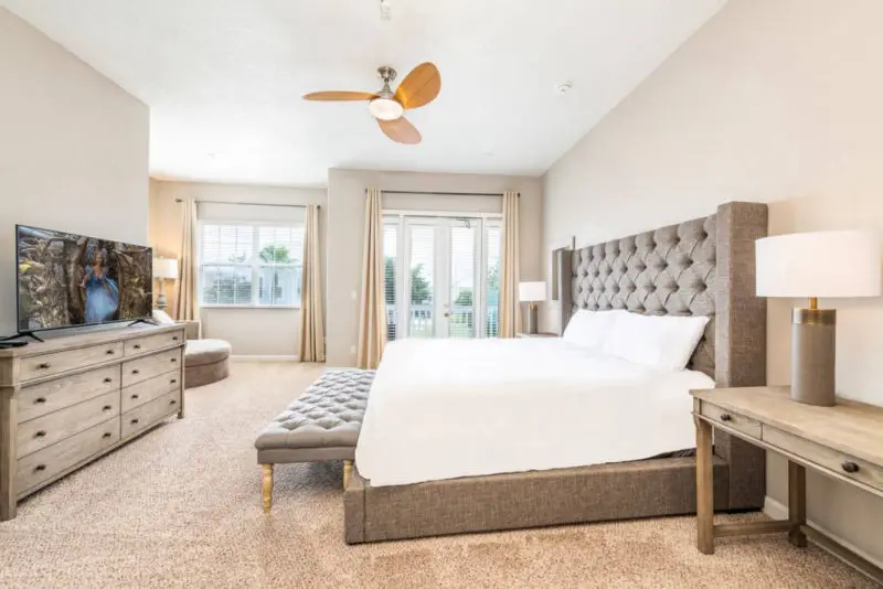 5 bed villa with balcony Reunion Resort