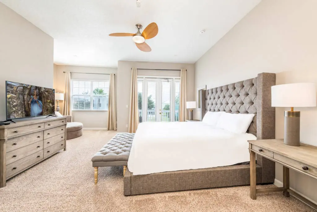 5 bed villa with balcony Reunion Resort