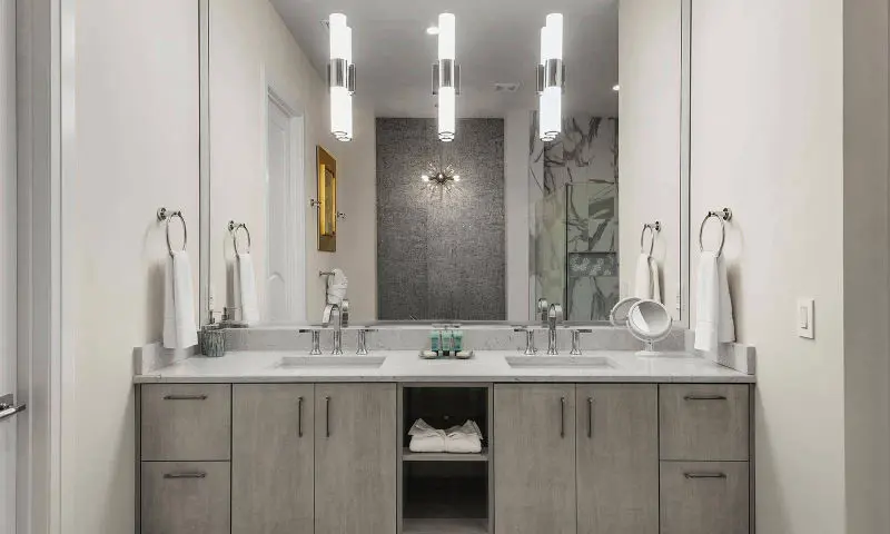 orlando villa rental luxury bathroom