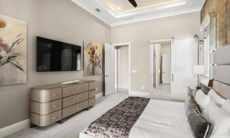 Reunion Resort villa masterbath