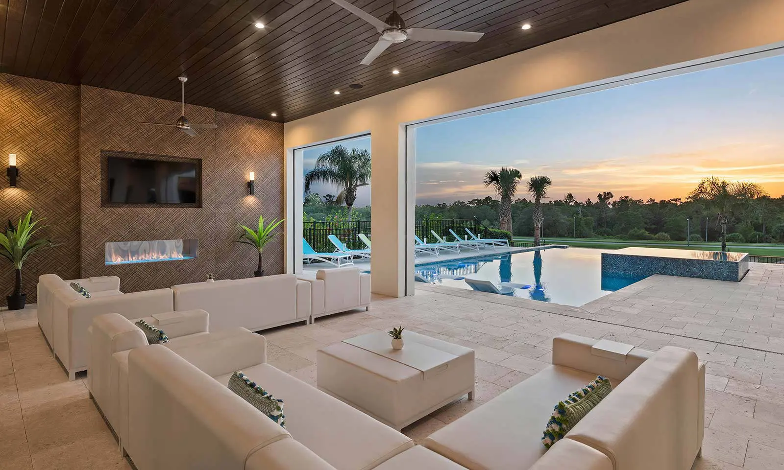 Reunion Resort Orlando 7 bed villa rentals