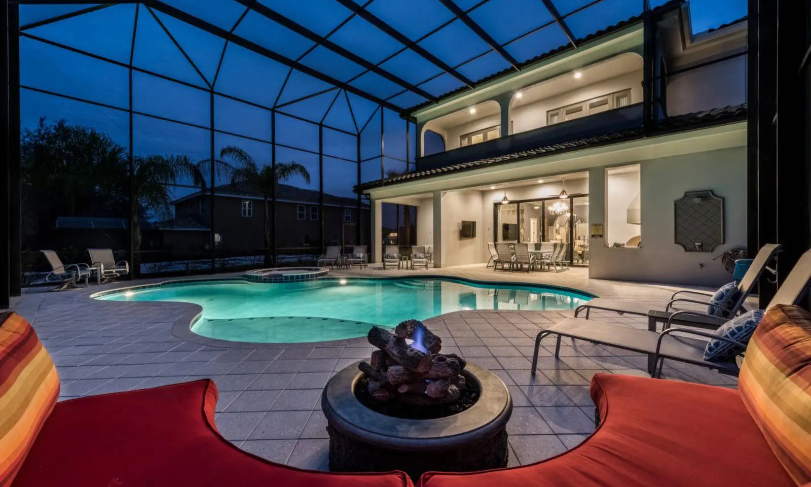 orlando villa with spa tub