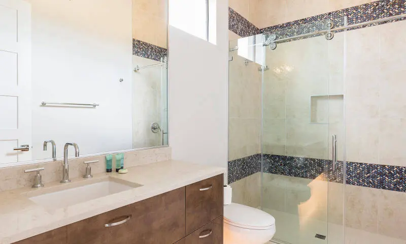 disney villa reunion resort shower