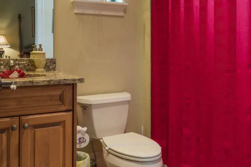 half bath 5 bed villa