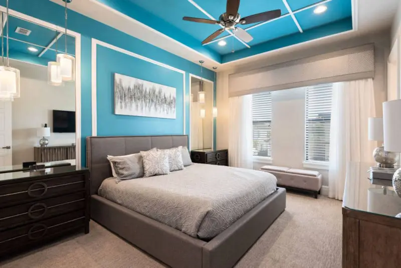 luxury disney villa reunion resort bed