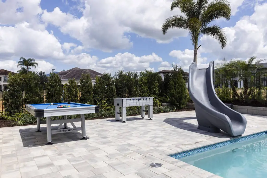 disney holiday home pool slide