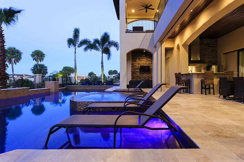 pool loungers reunion resort