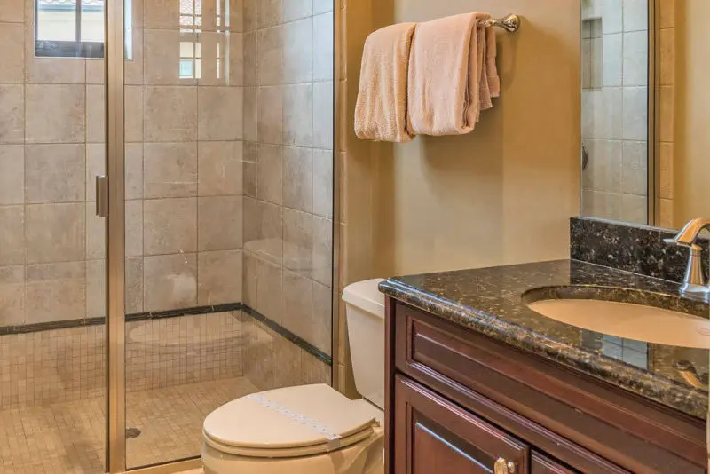 ensuite bath villa orlando