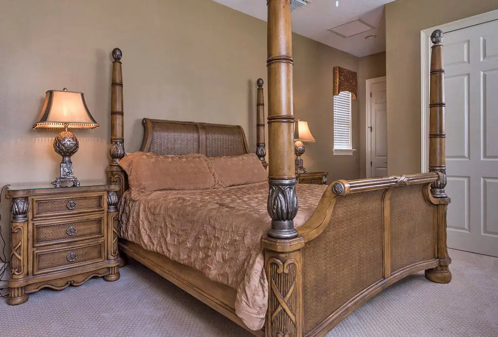 Reunion Orlando rental king bed