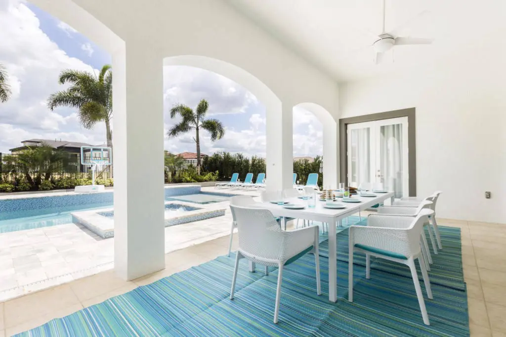 Reunion luxury villa rental summer kitchen