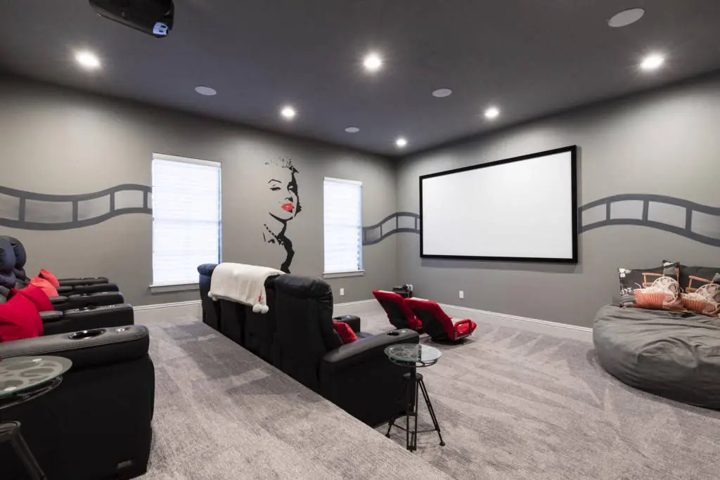 Movie room rental near disneyworld