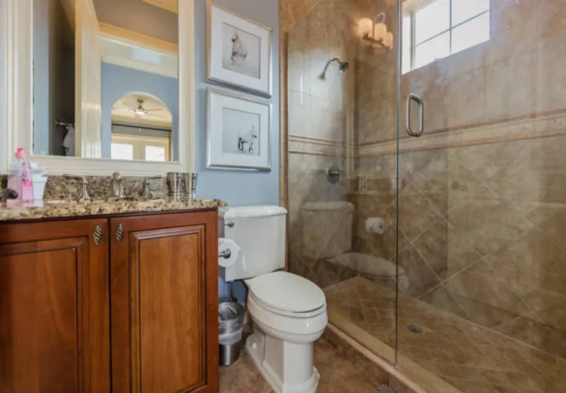 Reunion Resort rental shower