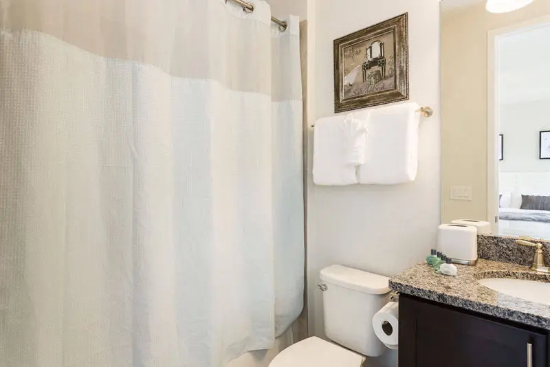 Reunion Resort self catering villa ensuite