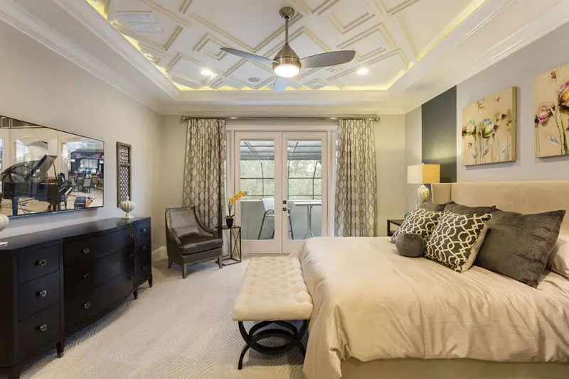 disney villa reunion resort bedroom