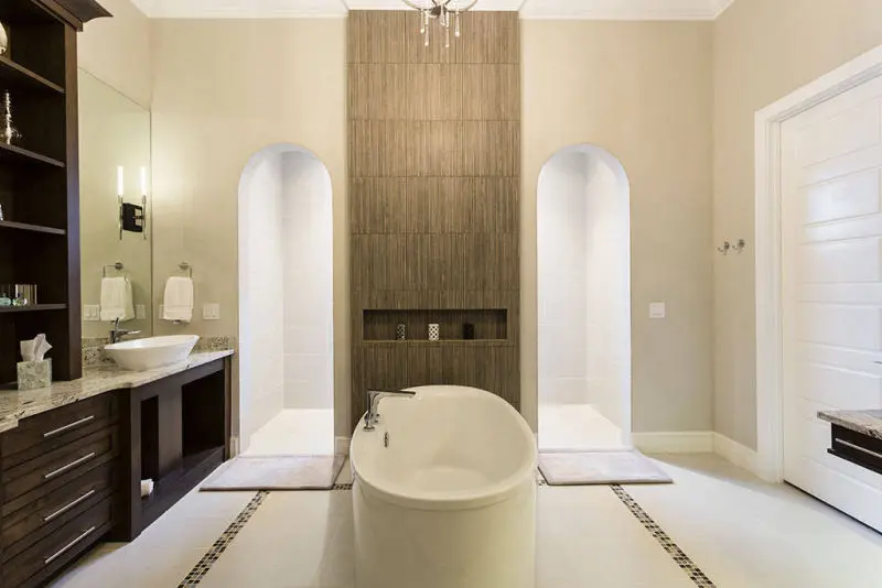 Reunion Resort villa masterbath