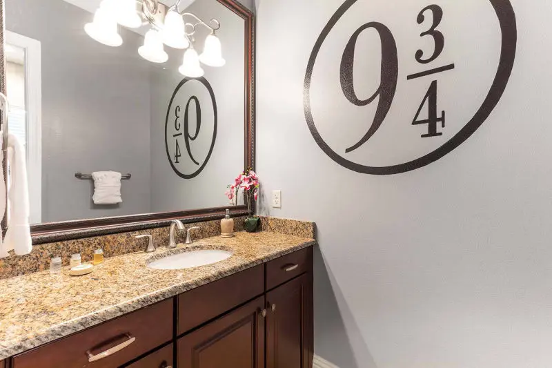 Harry Potter luxury villa rental ensuite bath