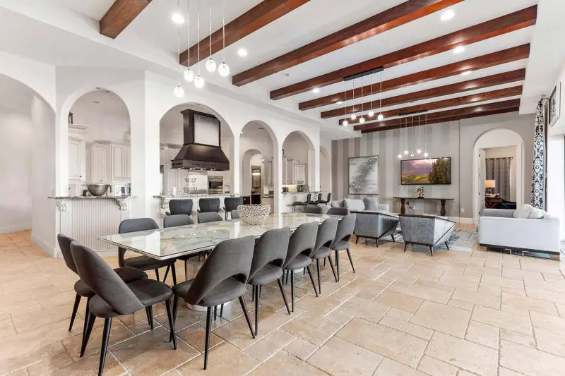 Luxury 11 bed home rental near disney orlando