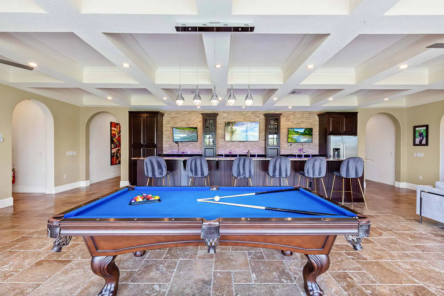 Reunion Resort 11 bed villa games pool table