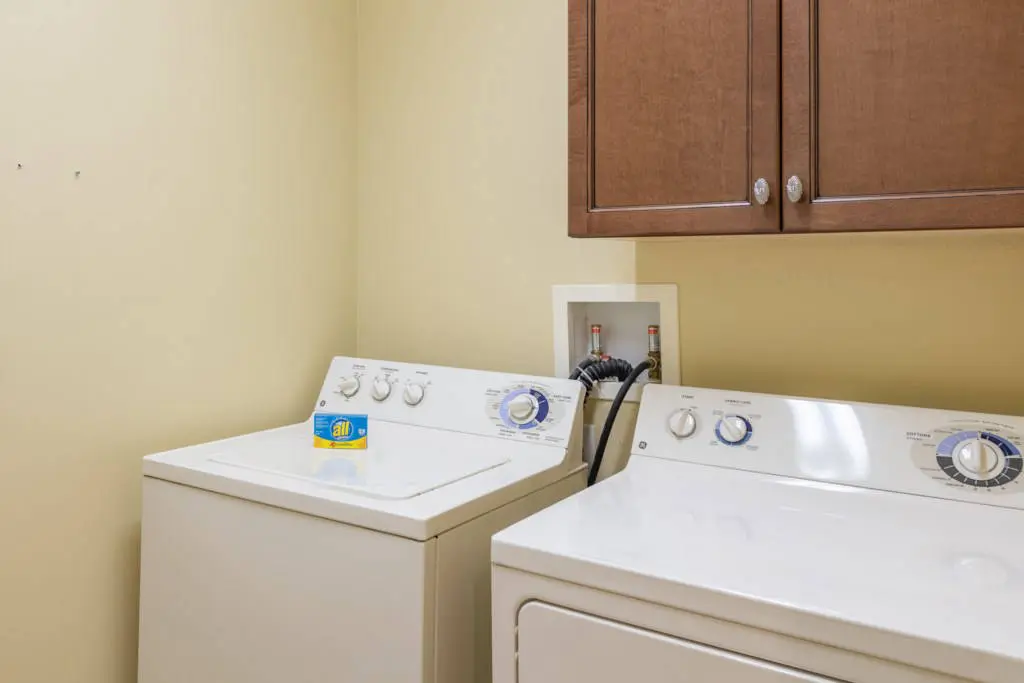 Reunion Resort rental condo master bath Reunion Resort rental condo washer dryer