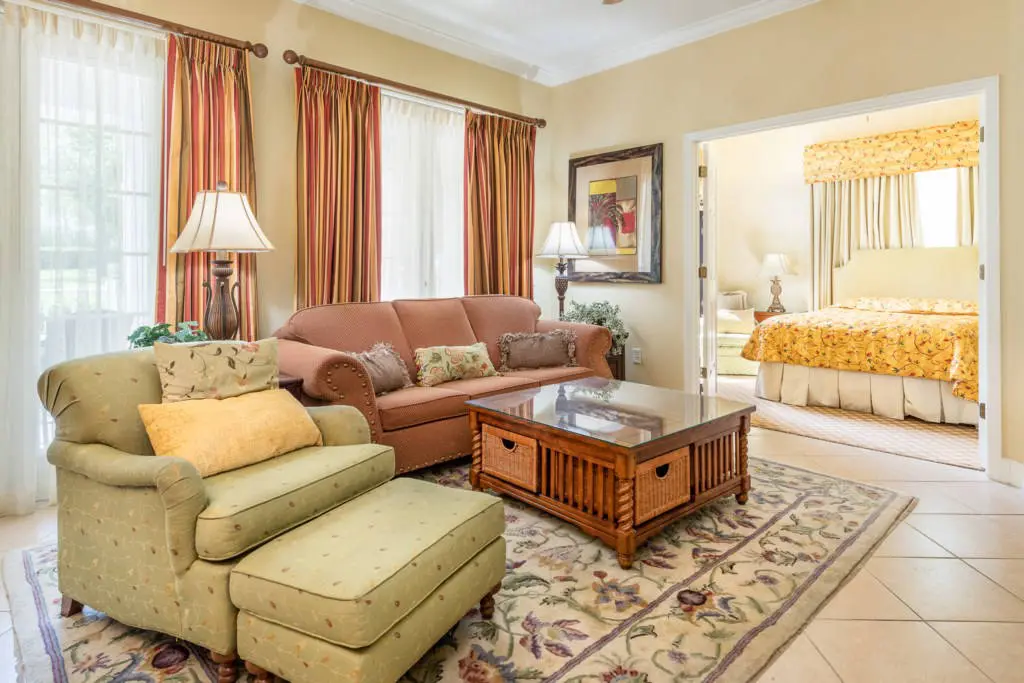 5 star Condo Rental Orlando Luxury Master bedroom 5 star Condo Rental near Disney World
