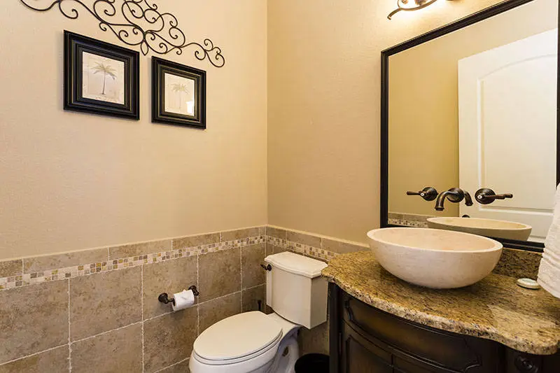 Reunion Resort rental twin bedroom Reunion Resort rental bathroom