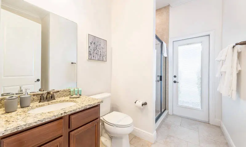 Reunion Resort 5 bed villa to rent master bath
