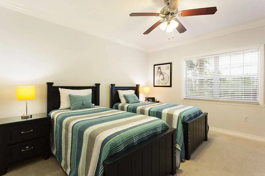 Reunion Resort rental condo twin beds