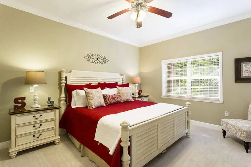 Reunion Resort rental condo master bath Reunion Resort rental condo master bed suite