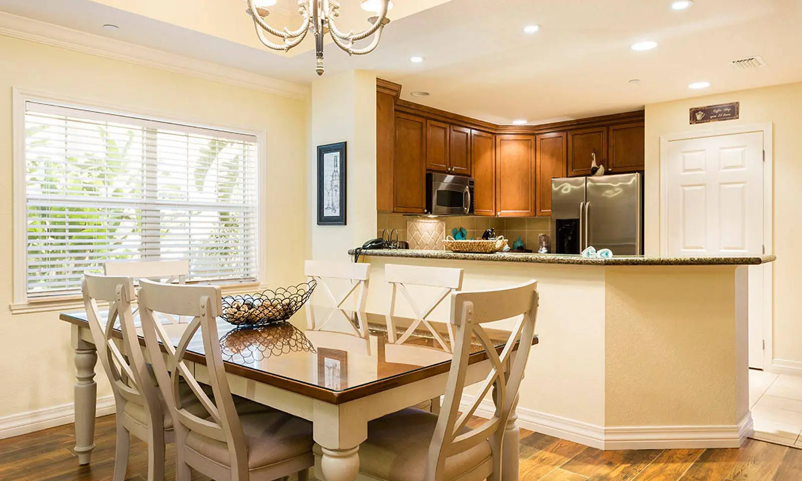 5 star Condo Rental Orlando Luxury Master bedroom 5 star Condo Rental Orlando staycation